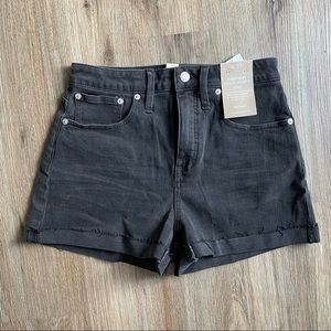 Madewell Black Curvy High-Rise Denim Shorts - Size 27